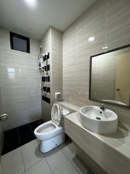 Service Residence for Rent at D'Summit Residences - Chang Kai Yin - Bathroom - PropertyGuru.com.my