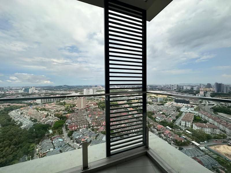 Kondominium untuk Dijual di Sky Condominium (Skyz Residence) - Jolin Choi - Balcony - PropertyGuru.com.my