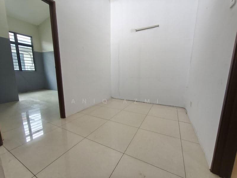 2-storey Terraced House for Sale in Nilai (Negeri Sembilan) - Aniq Azmi - Interior - PropertyGuru.com.my