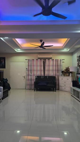 2-storey Terraced House for Sale in Nilai Impian (Nilai) - Hamzi Ab Hadi - Living Room - PropertyGuru.com.my