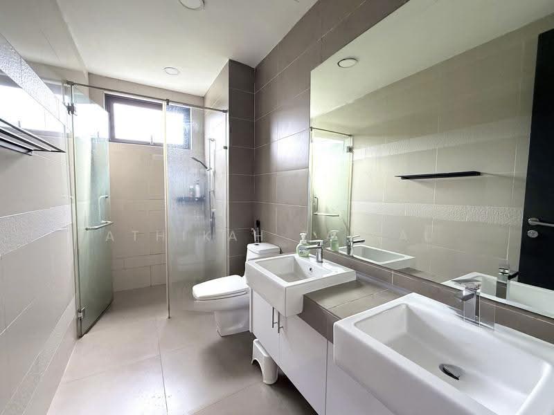 Condominium for Sale at 16 Quartz Sky Villa - Athikah Zainal - Bathroom - PropertyGuru.com.my