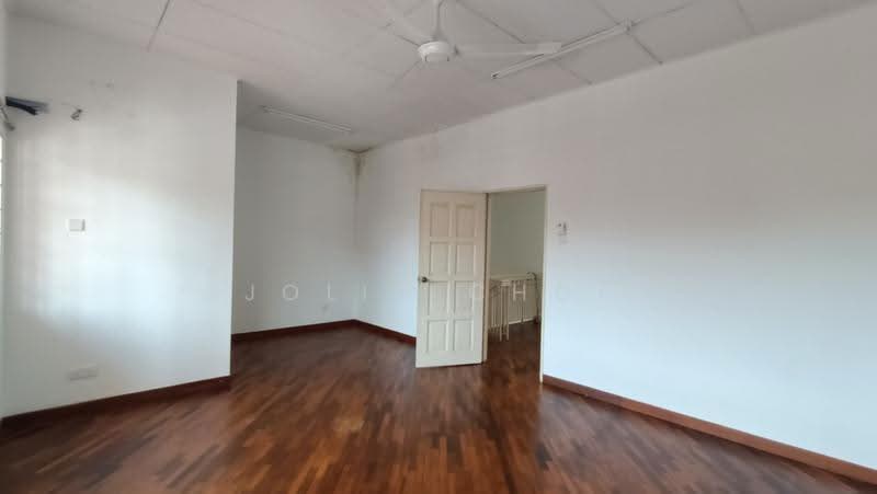 Rumah Teres 2-Tingkat untuk Dijual di Bandar Puteri Puchong (Puchong) - Jolin Choi - Living Room - PropertyGuru.com.my