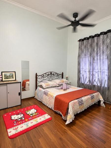 Semi-Detached House for Sale in Taman Bukit Dahlia (Pasir Gudang) - Fakhrul Imlan - Bedroom - PropertyGuru.com.my