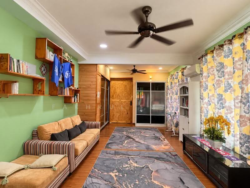Semi-Detached House for Sale in Taman Bukit Dahlia (Pasir Gudang) - Fakhrul Imlan - Living Room - PropertyGuru.com.my