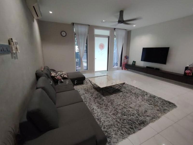 Condominium for Rent at Seri Puteri Hills Town Villa & Condominium - Jeffrey Yap - Living Room - PropertyGuru.com.my