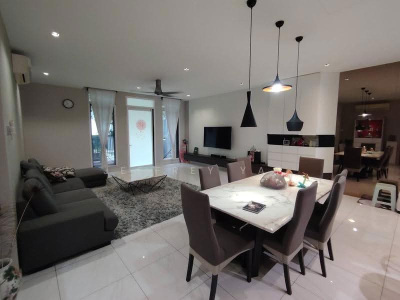 Condominium for Rent at Seri Puteri Hills Town Villa & Condominium - Jeffrey Yap - Living Room - PropertyGuru.com.my
