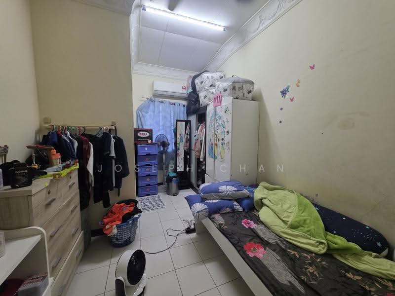 2-storey Terraced House for Sale in Seksyen 7 (Shah Alam) - Joseph Chan - Bedroom - PropertyGuru.com.my