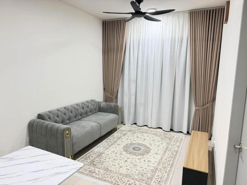 Kediaman Servis untuk Disewa di Emerald 9 - KINKI CHAN - Living Room - PropertyGuru.com.my