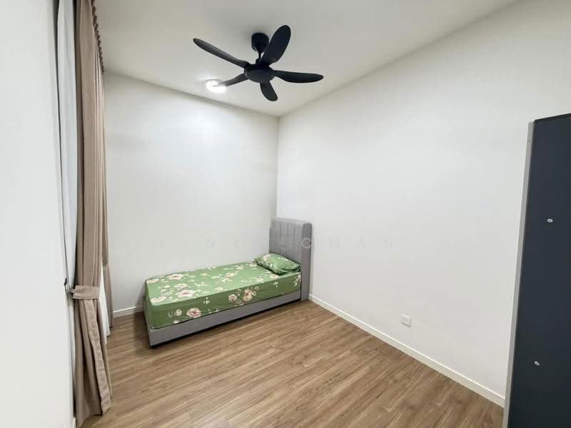 Kediaman Servis untuk Disewa di Emerald 9 - KINKI CHAN - Bedroom - PropertyGuru.com.my