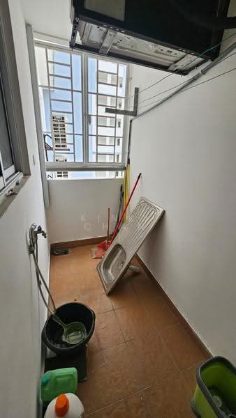 Kondominium untuk Disewa di Suasana Lumayan - KINKI CHAN - Balcony - PropertyGuru.com.my