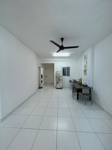 Condominium for Sale at Elit Heights @ Bayan City - Davis Lim - Living Room - PropertyGuru.com.my