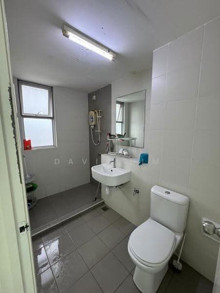 Condominium for Sale at Elit Heights @ Bayan City - Davis Lim - Bathroom - PropertyGuru.com.my