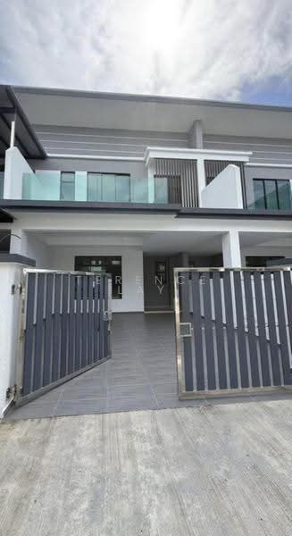 Rumah Teres 2-Tingkat untuk Dijual di Taman Bestari Indah (Ulu Tiram) - Terence Lay - Exterior - PropertyGuru.com.my