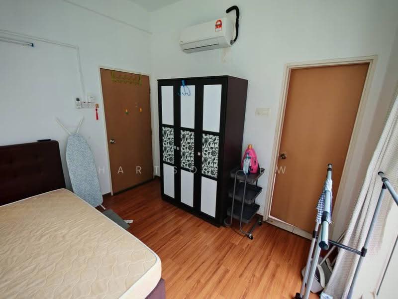 Kediaman Servis untuk Disewa di Impian Meridian - Hartson Lew - Bedroom - PropertyGuru.com.my