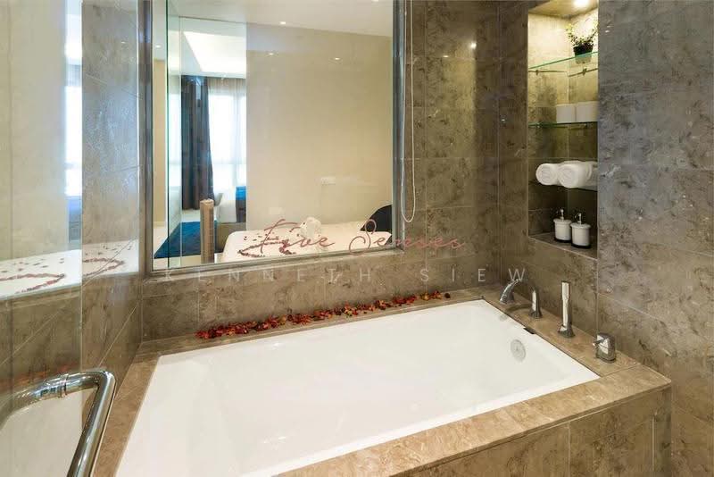 Service Residence for Rent at Dorsett Residences Sri Hartamas - Kenneth Siew - Bathroom - PropertyGuru.com.my