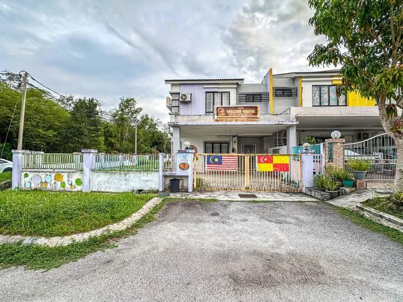 2-storey Terraced House for Sale in Taman Semenyih (Semenyih) - Sabariah Sobri - Exterior - PropertyGuru.com.my