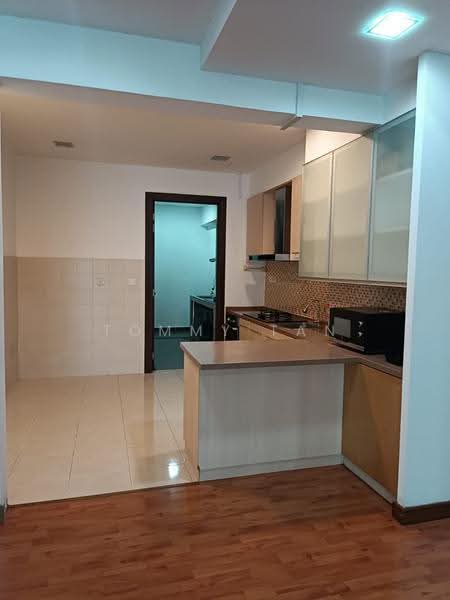 Kondominium untuk Dijual di Riana Green East - TOMMY TAN - Kitchen - PropertyGuru.com.my
