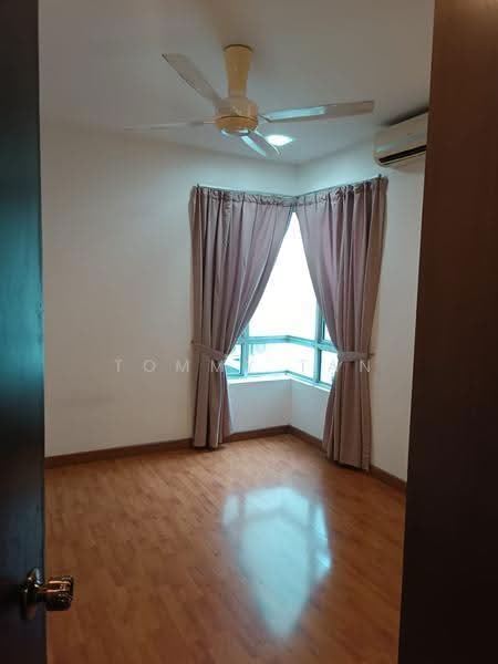 Kondominium untuk Dijual di Riana Green East - TOMMY TAN - Bedroom - PropertyGuru.com.my