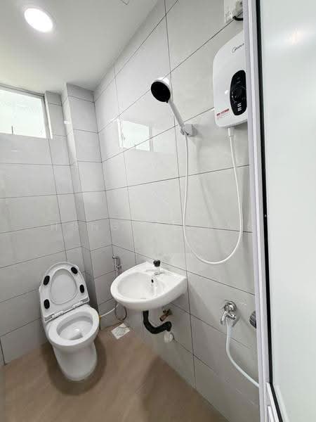 Pejabat untuk Dijual di Skudai (Johor) - Hong Charng Lee - Bathroom - PropertyGuru.com.my