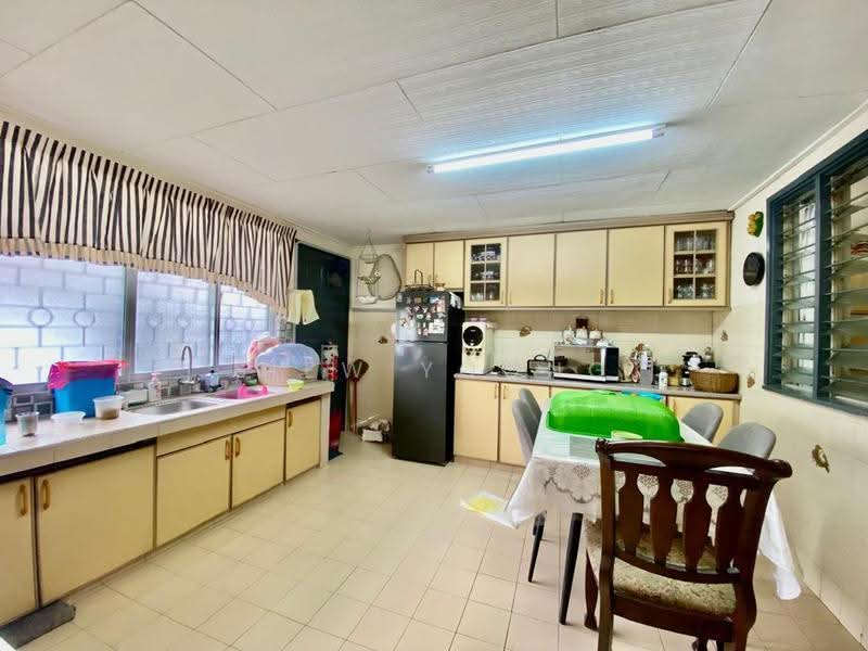 1-storey Terraced House for Sale in Pandan Jaya (Ampang) - Siew Yoong - Kitchen - PropertyGuru.com.my