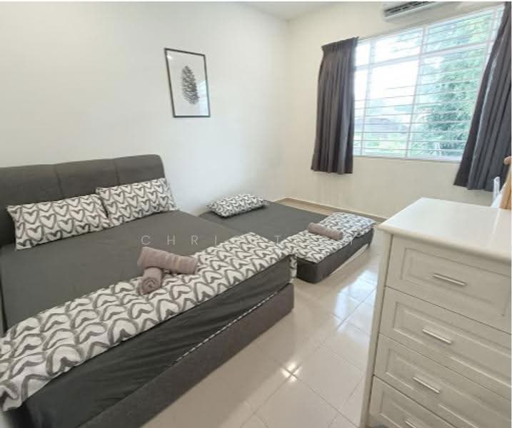 Semi-Detached House for Rent in Tanjung Bungah (Penang) - Chris Teoh - Bedroom - PropertyGuru.com.my