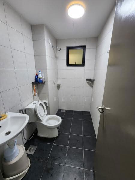 Kediaman Servis untuk Disewa di Edusphere - Darren Lim - Bathroom - PropertyGuru.com.my