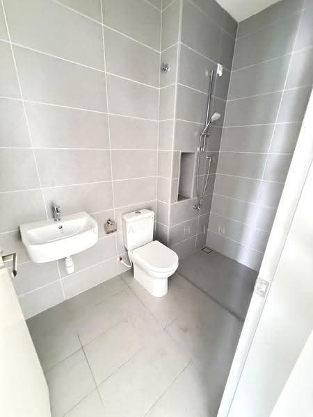 2-storey Terraced House for Sale in Bandar Seri Alam (Masai) - ILSA CHIN - Bathroom - PropertyGuru.com.my
