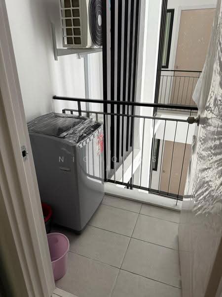 Kediaman Servis untuk Disewa di Upton - Nicholas Tan - Balcony - PropertyGuru.com.my
