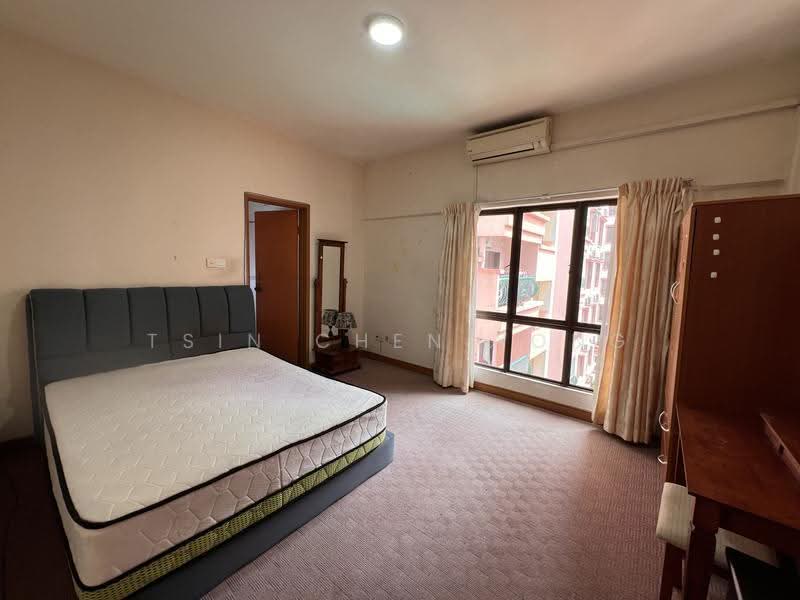 Kondominium untuk Dijual di Marina Court Resort Condominium - Tsin Chen Yong - Bedroom - PropertyGuru.com.my