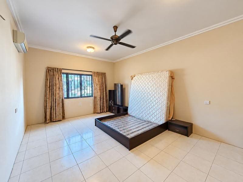 Rumah Berkembar untuk Dijual di Simpang Pulai (Perak) - Qazin Khoo - Bedroom - PropertyGuru.com.my
