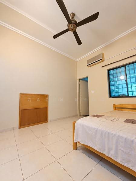 Rumah Berkembar untuk Dijual di Simpang Pulai (Perak) - Qazin Khoo - Bedroom - PropertyGuru.com.my