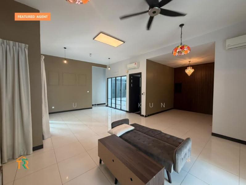 Rumah Teres 2-Tingkat untuk Dijual di East Ledang (Iskandar Puteri (Nusajaya)) - U Hon Kun - Living Room - PropertyGuru.com.my