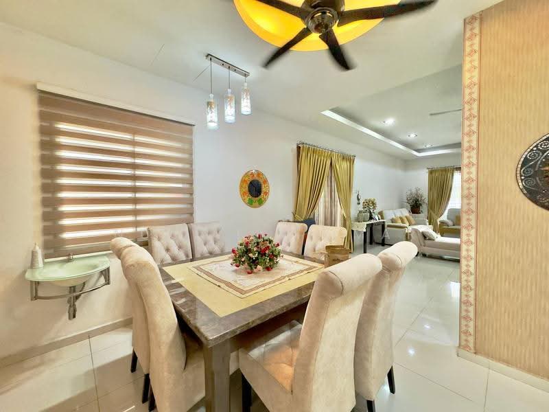 Semi-Detached House for Sale in Kajang (Selangor) - Nur Alia Omar - Dining Room - PropertyGuru.com.my