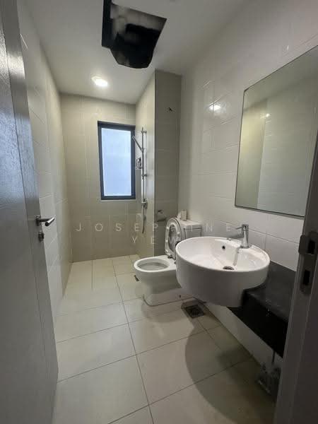 Kediaman Servis untuk Dijual di Residences @ 1 Tebrau - Josephine Yew - Bathroom - PropertyGuru.com.my