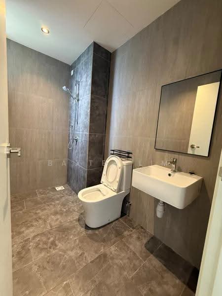Kediaman Servis untuk Disewa di Residensi Dian II - Baxter Lim - Bathroom - PropertyGuru.com.my