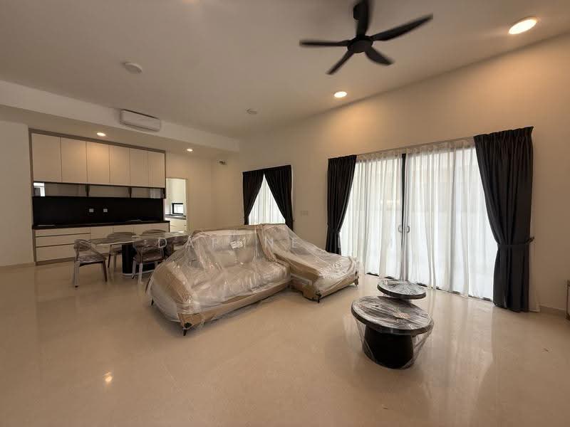 Rumah Berkembar untuk Disewa di Kota Damansara (Selangor) - Daphne Lim - Living Room - PropertyGuru.com.my