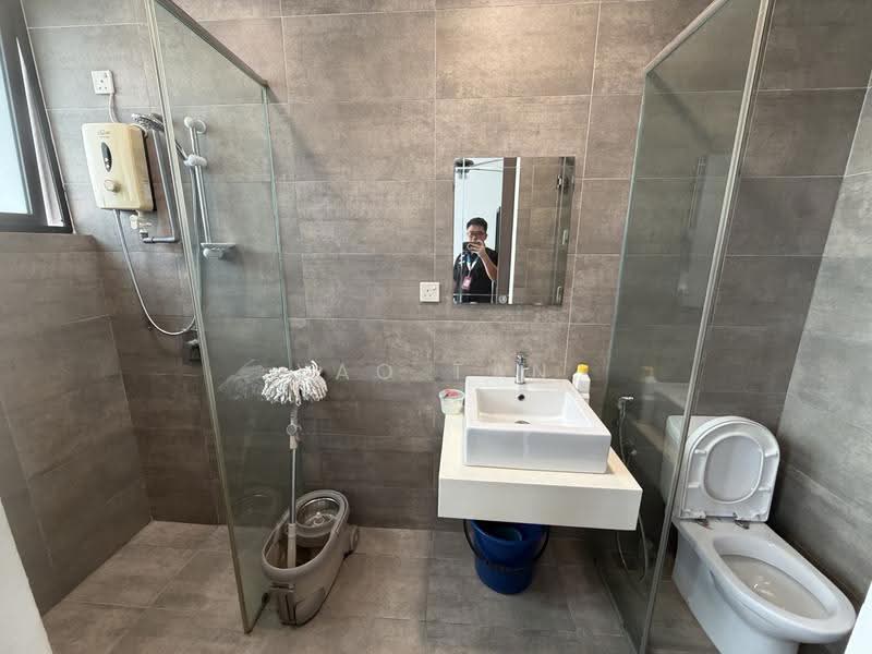 Service Residence for Rent at H2O Residences - Yao Tan - Bathroom - PropertyGuru.com.my