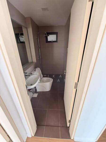Condominium for Rent at Sanderling Lakefront - Atikah Azman - Bathroom - PropertyGuru.com.my