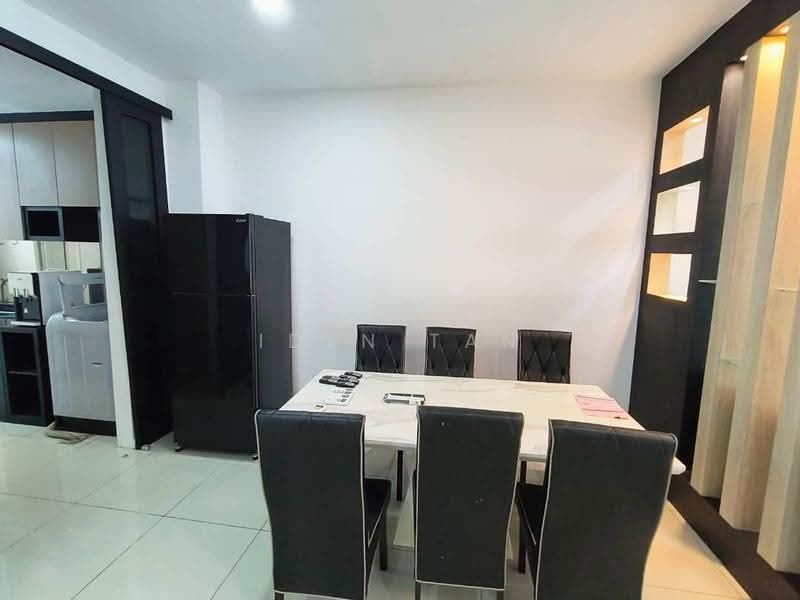 Rumah Teres 2-Tingkat untuk Dijual di Kota Masai (Pasir Gudang) - Iden Tan - Dining Room - PropertyGuru.com.my