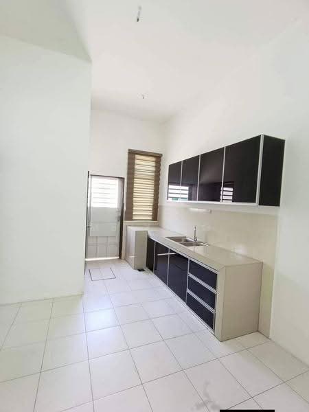 Rumah Teres 1-Tingkat untuk Disewa di Batu Gajah (Perak) - Ms Yong - Kitchen - PropertyGuru.com.my