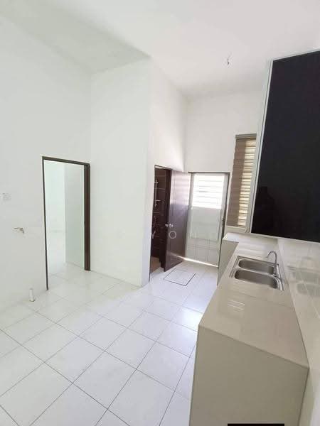Rumah Teres 1-Tingkat untuk Disewa di Batu Gajah (Perak) - Ms Yong - Kitchen - PropertyGuru.com.my