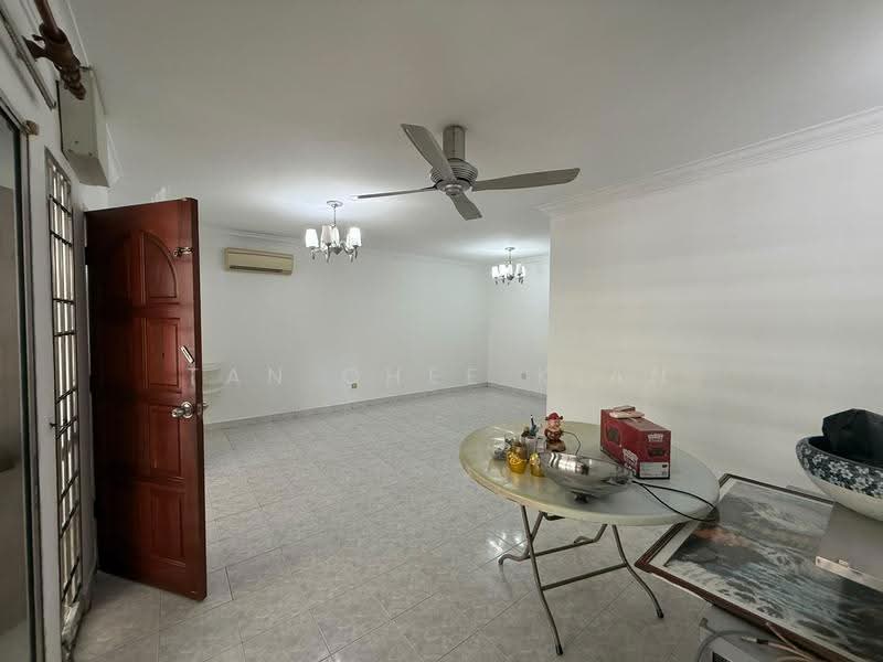 Terraced House for Sale in Bandar Kinrara Seksyen 5 (Bandar Kinrara) - Tan Chee Kian - Living Room - PropertyGuru.com.my