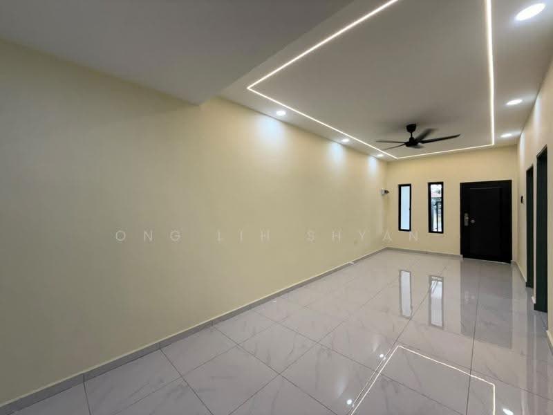1-storey Terraced House for Sale in Skudai (Johor) - Ong Lih Shyan - Living Room - PropertyGuru.com.my