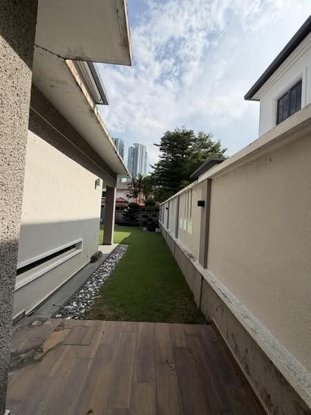 Rumah Berkembar untuk Dijual di Tropicana (Petaling Jaya) - Lee Luke - PropertyGuru.com.my