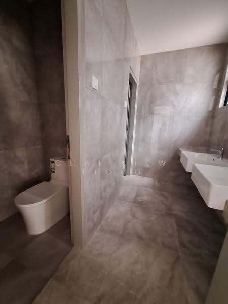 Bungalow House for Sale in Kuantan (Pahang) - Chai Kiew Tiong - Bathroom - PropertyGuru.com.my