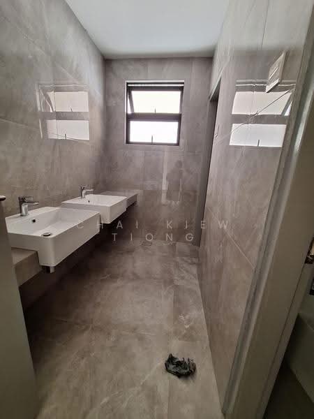 Bungalow House for Sale in Kuantan (Pahang) - Chai Kiew Tiong - Bathroom - PropertyGuru.com.my