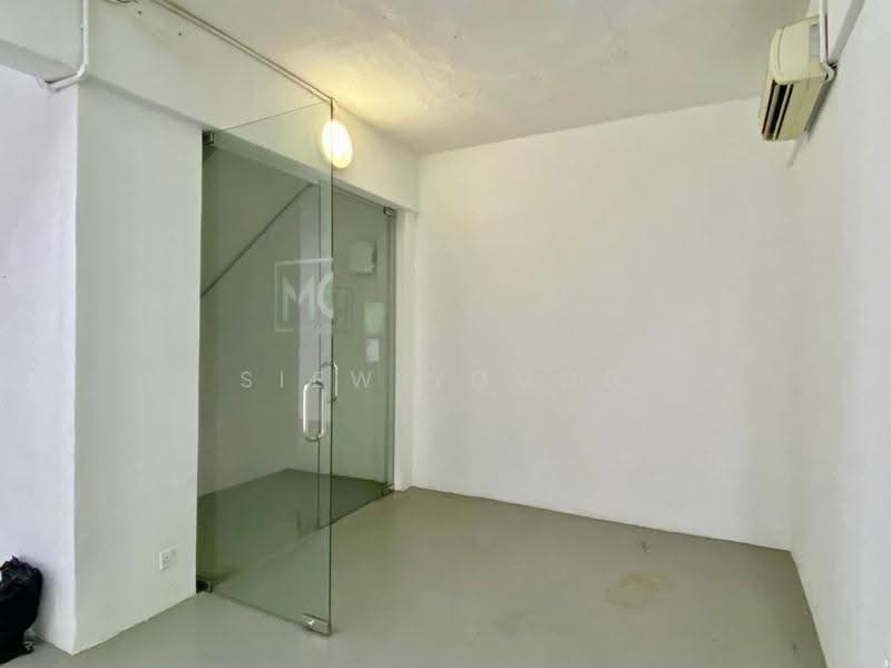 Pejabat untuk Disewa di Taman Cempaka (Ampang) - Siew Yoong - Entrance - PropertyGuru.com.my