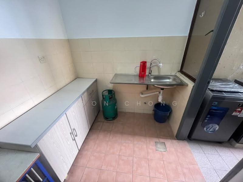 Condominium for Rent at Palm Spring @ Damansara - Aaron Chong - Kitchen - PropertyGuru.com.my