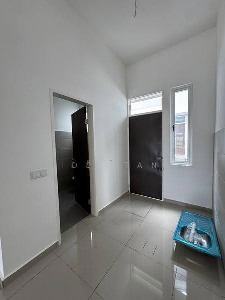 Rumah Teres 2-Tingkat untuk Dijual di Johor Bahru (Johor) - Iden Tan - Bathroom - PropertyGuru.com.my