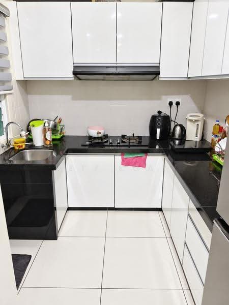 Service Residence for Sale at Avenue Garden - Jeff Koay - Kitchen - PropertyGuru.com.my